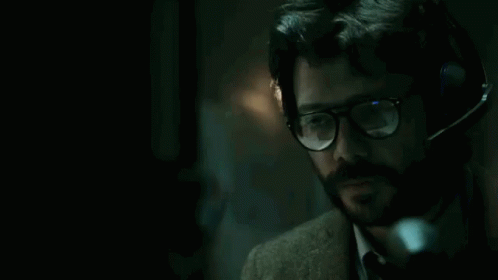 El Profesor Se Presenta La Inspectora GIF - El Profesor La Casa De Papel Nombre - Discover & Share GIFs El Profesor Se Presenta La Inspectora GIF - El Profesor La Casa De Papel Nombre - Discover & Share GIFs