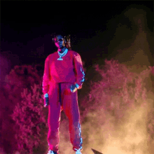 Pointing Up 2chainz GIF - Pointing Up 2chainz Lambo Wrist Song GIFs