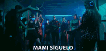 Mami Siguelo Daddy Yankee GIF - Mami Siguelo Daddy Yankee Muevelo GIFs
