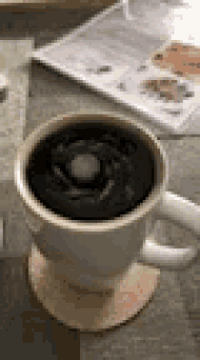 Cafe Tomando GIF