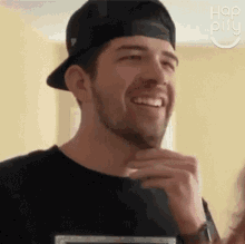 What Happily GIF - What Happily Hmm GIFs