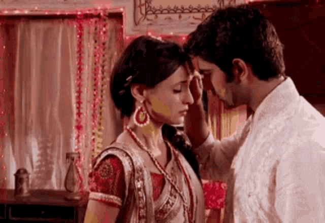Hindi Serial Iss Pyaar Ko Kya Naam Doon GIFs | Tenor