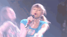 Taylor Swift Dance GIF - Taylor Swift Dance Stage GIFs