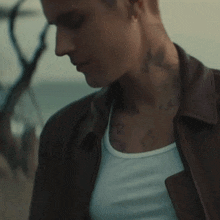 Looking At You Justin Bieber GIF - Looking At You Justin Bieber Ghost Song GIFs