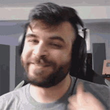 Thumbs Up Andrew Baena GIF - Thumbs Up Andrew Baena I Approve GIFs