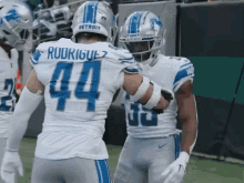 Jerry Jacobs Malcolm Rodriguez GIF - Jerry Jacobs Malcolm Rodriguez Rodrigo Lions GIFs