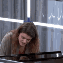 Gifs Amaia Singing GIF - Gifs Amaia Amaia Singing GIFs