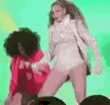Armyhive Beyoncé GIF - Armyhive Beyoncé Dancing GIFs