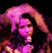 Nicki Minaj Blinking GIF - Nicki Minaj Blinking Smiling GIFs