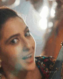 Sara Ali Khan Vicky Kaushal GIF - Sara Ali Khan Vicky Kaushal Biting GIFs