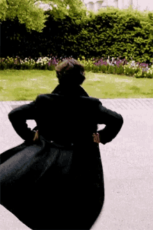 Runaway Sherlock GIF - Runaway Sherlock Benedict Cumberbatch GIFs