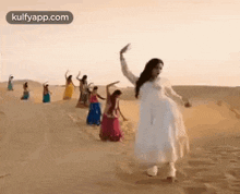 Dancing.Gif GIF - Dancing Oru Indian Pranayakadha Amala Paul GIFs