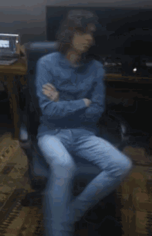 Bored Spinning GIF - Bored Spinning Nothing To Do GIFs