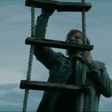 Destroy The Rope Ladder Ed Sheeran GIF - Destroy The Rope Ladder Ed Sheeran Break It Apart GIFs