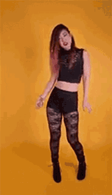 Dance Shake It GIF - Dance Shake It Snap GIFs