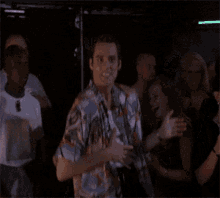 Ace Ventura Dance GIF - Ace Ventura Dance Feeling It GIFs