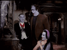 Munsters Applause GIF - Munsters Applause Happy GIFs