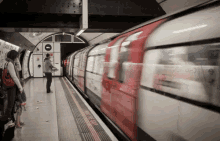 London! GIF - London Train Tube GIFs