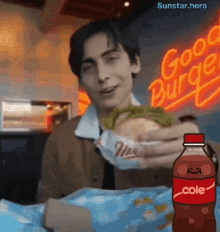 Aidan Gallagher Aidan GIF - Aidan Gallagher Aidan Time To Eat GIFs