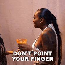 Don'T Point Your Finger When You Talk To Me Brooke Bailey GIF - Don'T Point Your Finger When You Talk To Me Brooke Bailey Basketball Housewives GIFs