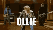 Ollie Damon Albarn GIF - Ollie Damon Albarn Blur GIFs
