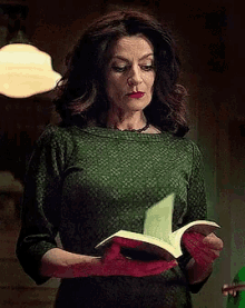Staring Thinking GIF - Staring Thinking Open Book GIFs