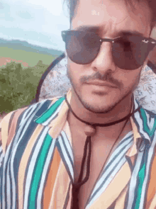 mamadeiras orlandinho milanello selfie sunglasses