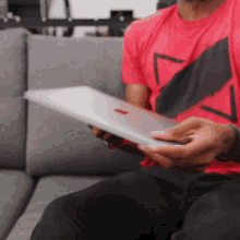 Spinning The Macbook Marques Brownlee GIF - Spinning The Macbook Marques Brownlee Playing With The Macbook GIFs