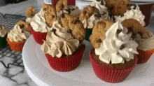 Cupcake Cupcakes GIF - Cupcake Cupcakes Eating GIFs