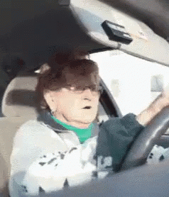 granny driving slow｜TikTok Search