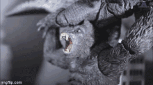 King Kong Throw GIF - King Kong Throw Angry GIFs