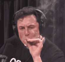 Elon Musk Weed GIF - Elon Musk Weed Smoking GIFs
