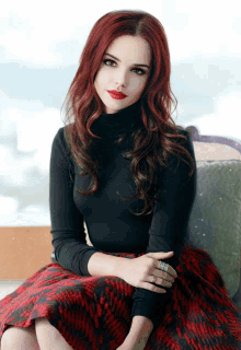 Elliered Beauty GIF - Elliered Beauty Red Lips GIFs