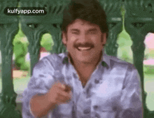 Laughing.Gif GIF - Laughing Snehamante Idera Movies GIFs