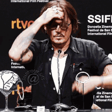 Johnny Depp 68ssiff GIF - Johnny Depp 68ssiff San Sebastian International Film Festival GIFs