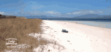 Pantai Explore Labuan Bajo GIF