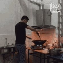 Cooking Panic GIF - Cooking Panic Funny GIFs