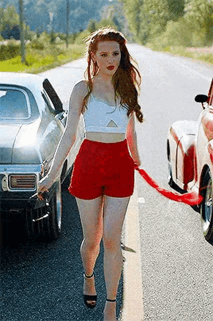 Cheryl Blossom GIF Cheryl Blossom Madelaine Petsch Discover Share GIFs