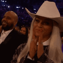 Beyonce Beyonce Clapping GIF - Beyonce Beyonce Clapping Beyonce Grammys GIFs