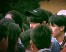 Xz First Of Meeting GIF - Xz First Of Meeting Crowd GIFs