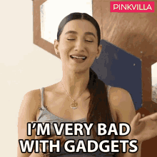 Im Very Bad With Gadgets Gauahar Khan GIF - Im Very Bad With Gadgets Gauahar Khan Pinkvilla GIFs
