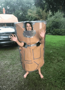 Lucy Hi GIF - Lucy Hi Lucy In A Box GIFs