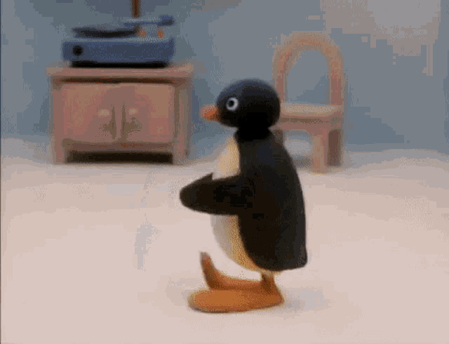 Pingu Penguin GIF - Pingu Penguin Dancing GIFs