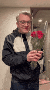 Johan Gives You The Roses GIF - Johan Gives You The Roses GIFs