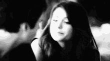 Nina Dobrev Kiss GIF - Nina Dobrev Kiss Ian Somerhalder GIFs
