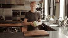Core Your Lettuce By Slamming It On The Counter. GIF - Lettuce Slam GIFs