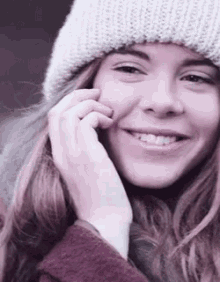 Lisa Teige Smiling GIF - Lisa Teige Smiling Eva GIFs