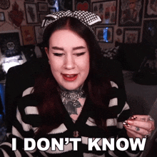I Dont Know Lauren Petrie GIF - I Dont Know Lauren Petrie Treacle Tatts GIFs