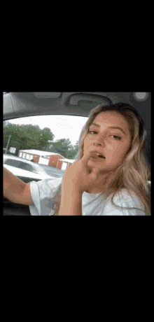 Madelyn Cline Cute GIF - Madelyn Cline Cute Actress GIFs