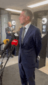 Dick Schoof Minister President GIF - Dick Schoof Minister President Dutch GIFs